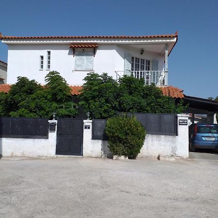 Roulas Cozy Apartments 아르테미다 외부 사진